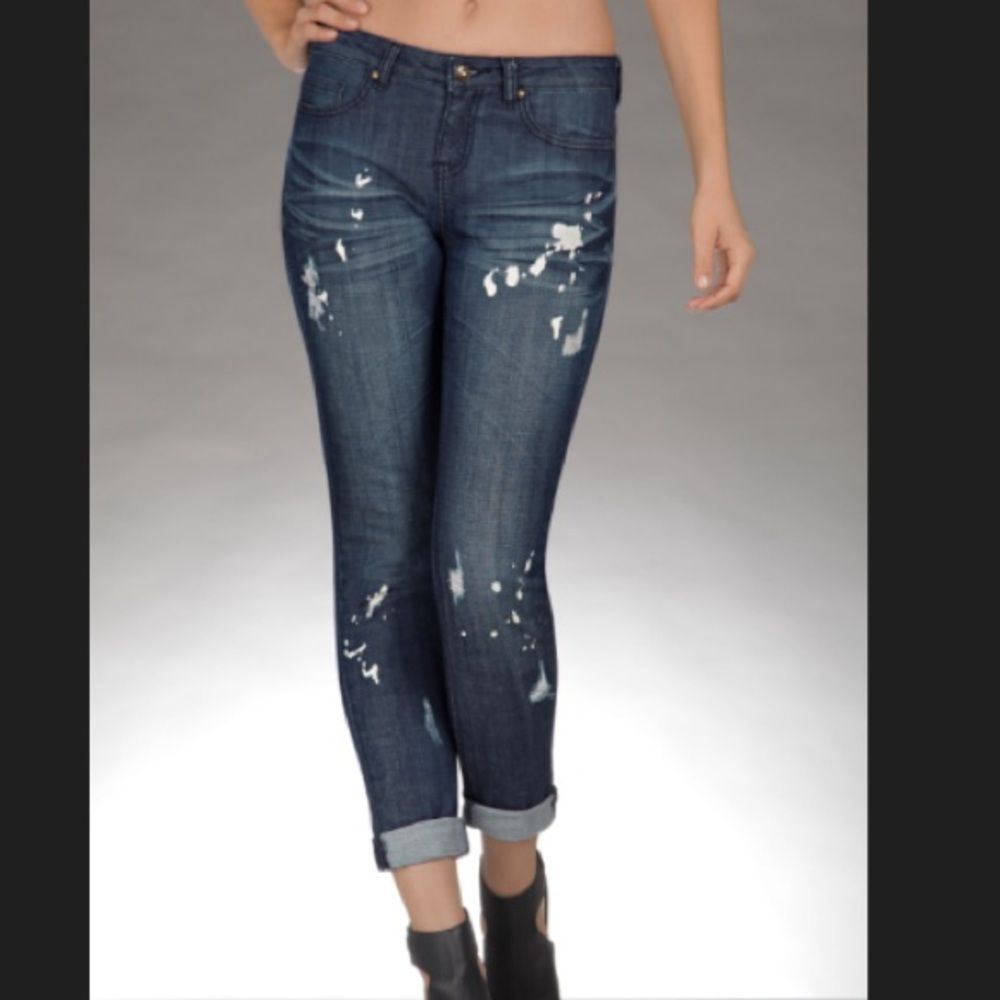 Boston Proper 🌺Bleached Sexy Boyfriend Jeans🌺
